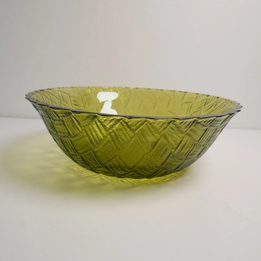 Vintage Avocado Green Indiana Glass Serving Bowl‎ 8.5